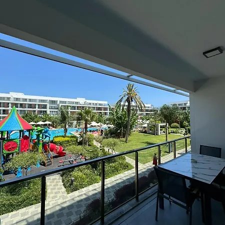Apartament Courtyard 2 Trikomo